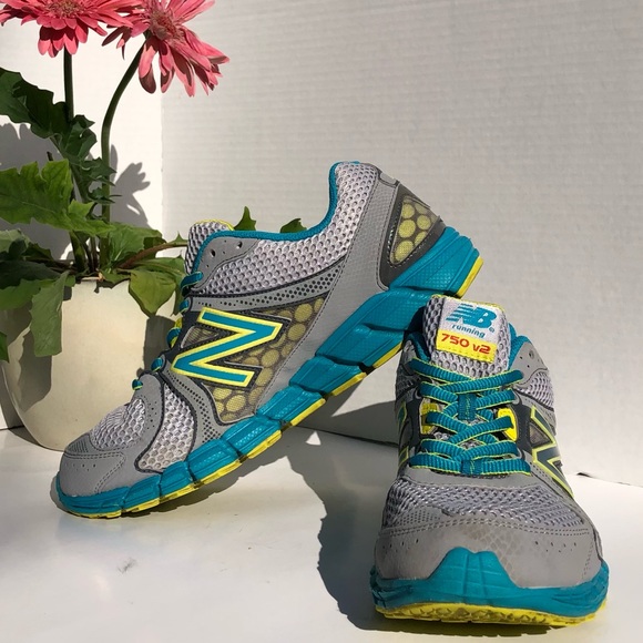 New Balance 750 V2 Women’s Running Shoes, 9.5 - Picture 2 of 12